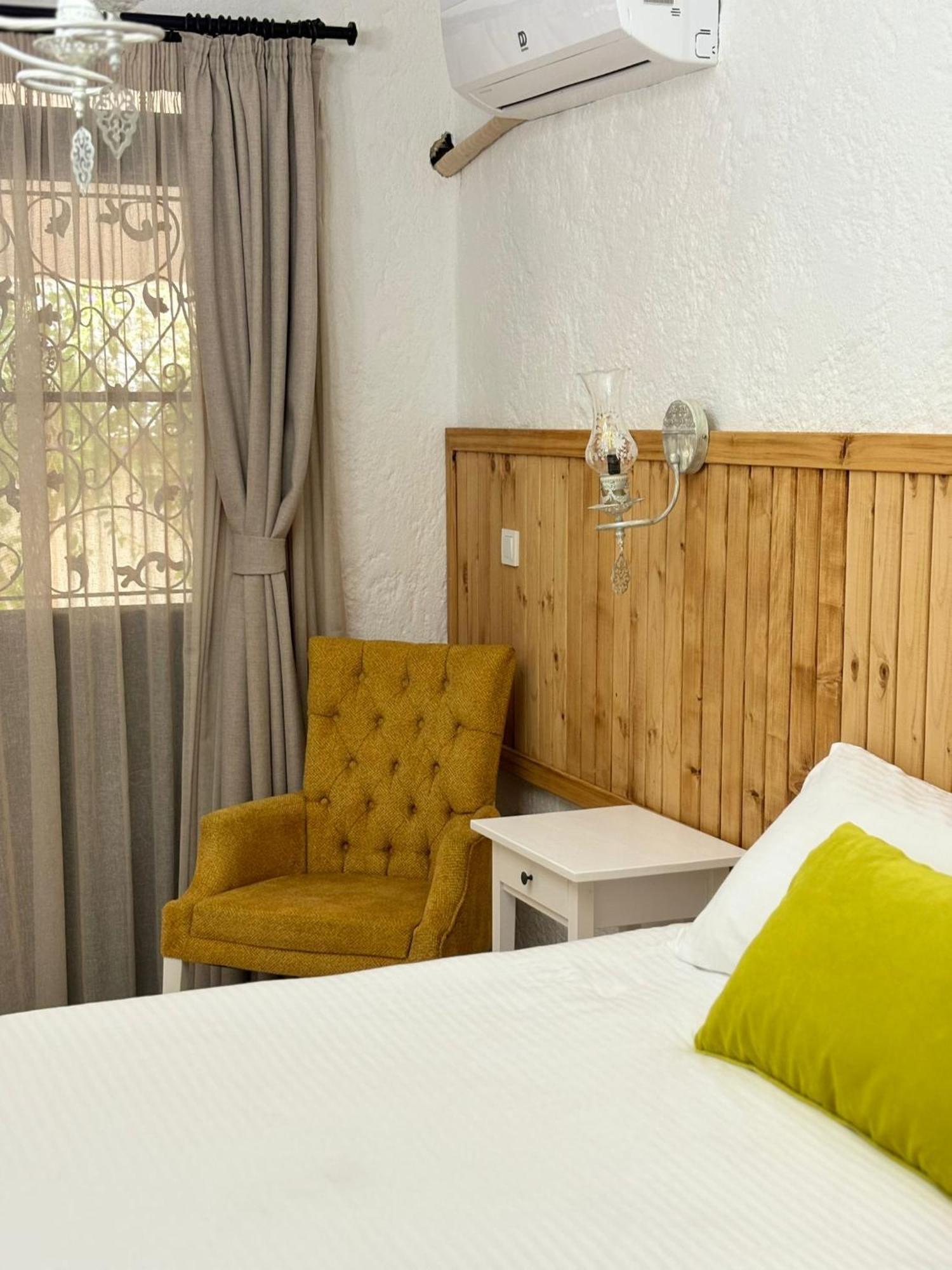 Alacati Albatross Hotel Exterior photo